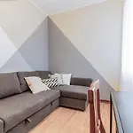 Apartment Stunning View Lakeside - Larihome A11